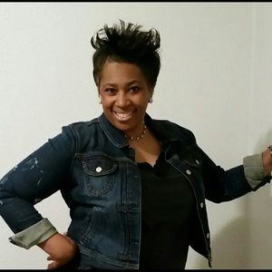 Meet your Posher, Kendra