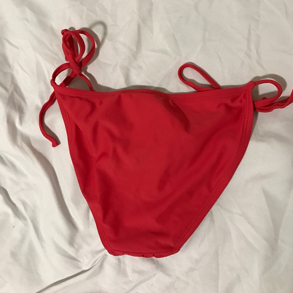 Bikini bottom - Picture 2 of 2