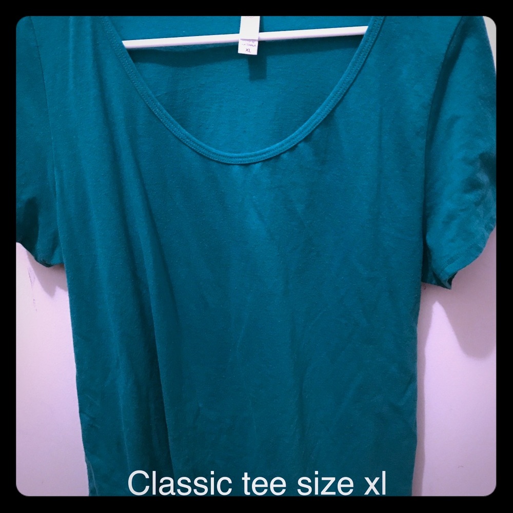 Lularoe Classic Tee