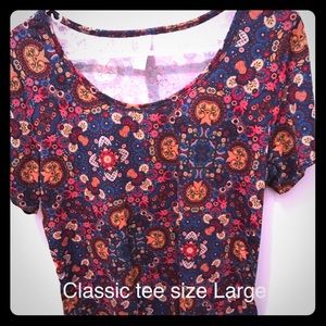 Lularoe Classic Tee