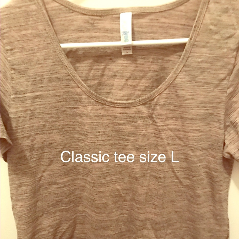Lularoe Classic Tee