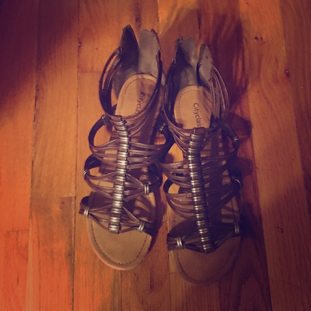 Sandals Gladiator size 8 women's