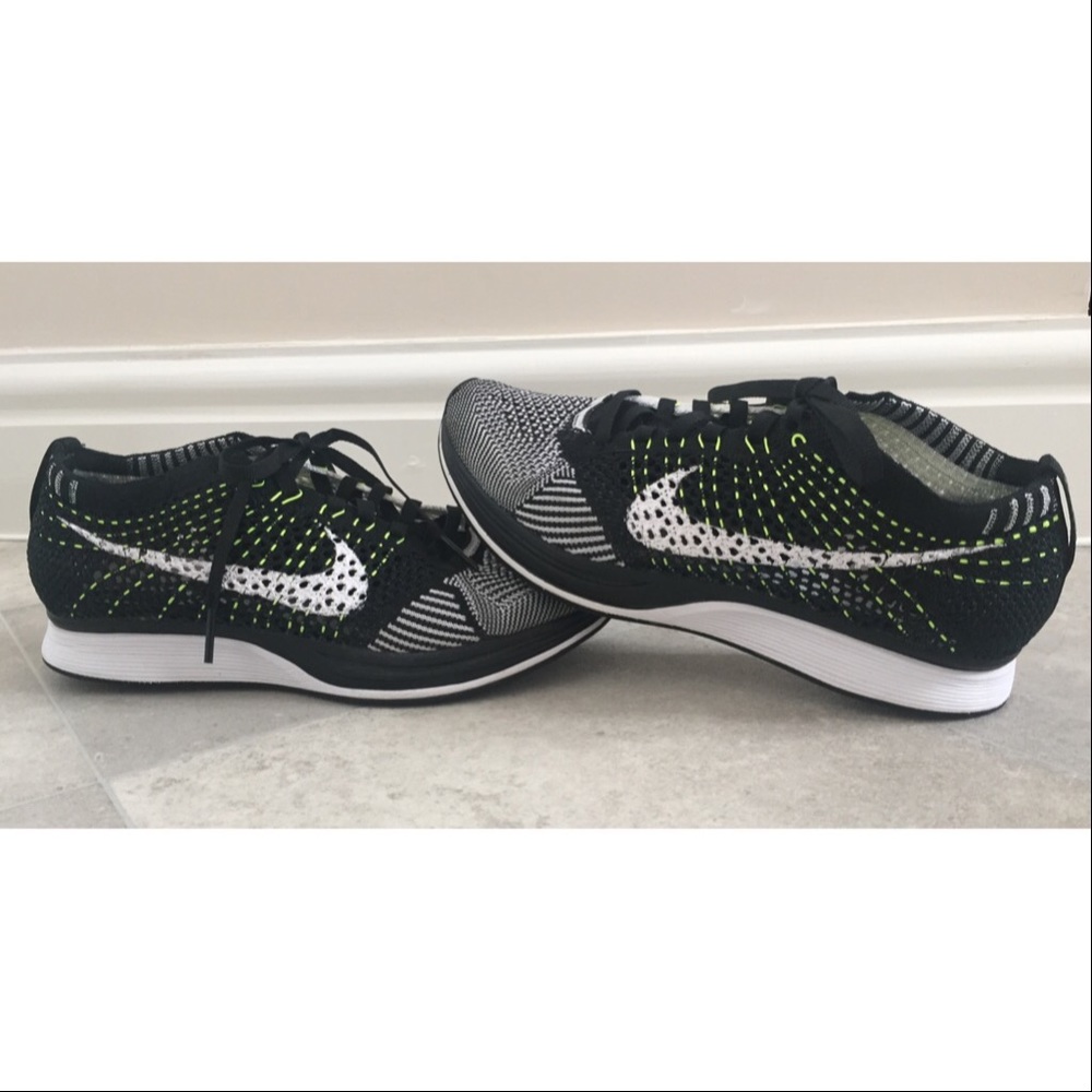 Nike Flyknit Racers