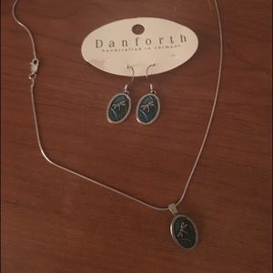 Dragonfly Earrings & Necklace Set