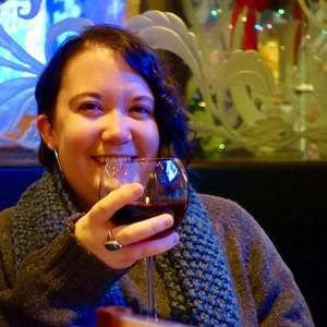 Meet your Posher, Caroline
