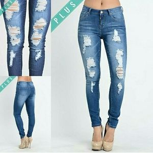 Plus Size Distressed Jeans