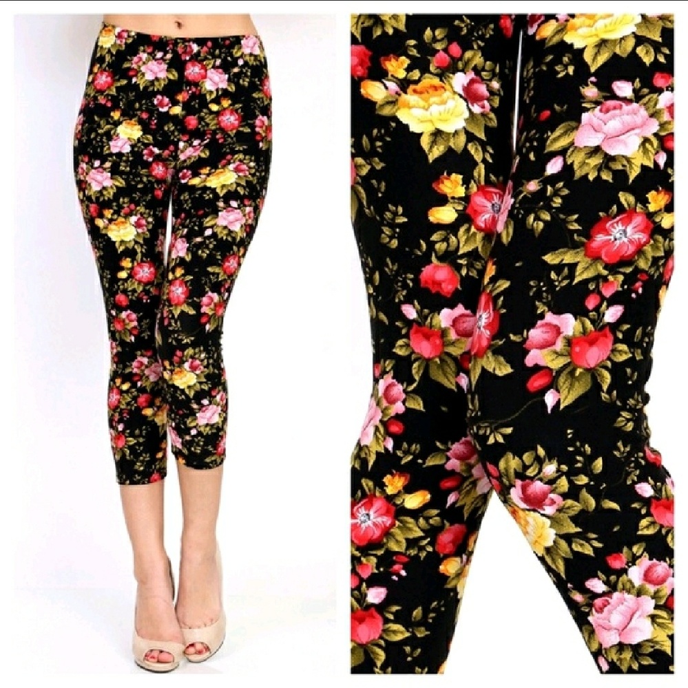 ✨🌻Summer Flowers Capri Leggings!💃