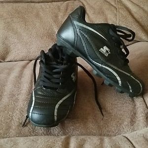 Kids cleats