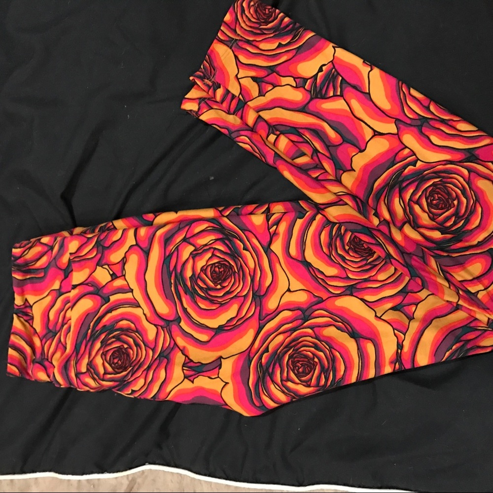 Rose LuLaRoe leggings