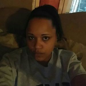 Meet your Posher, Nakesha
