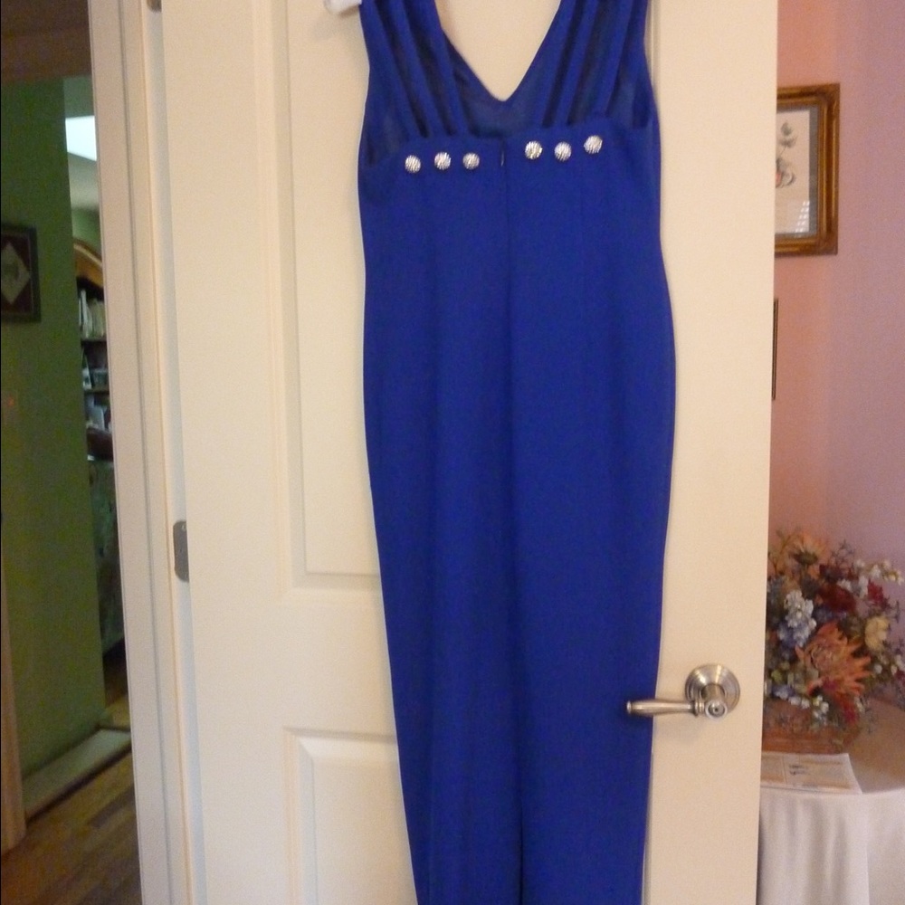 Prom/Bridesmaid/Evening Dress - Picture 2 of 5