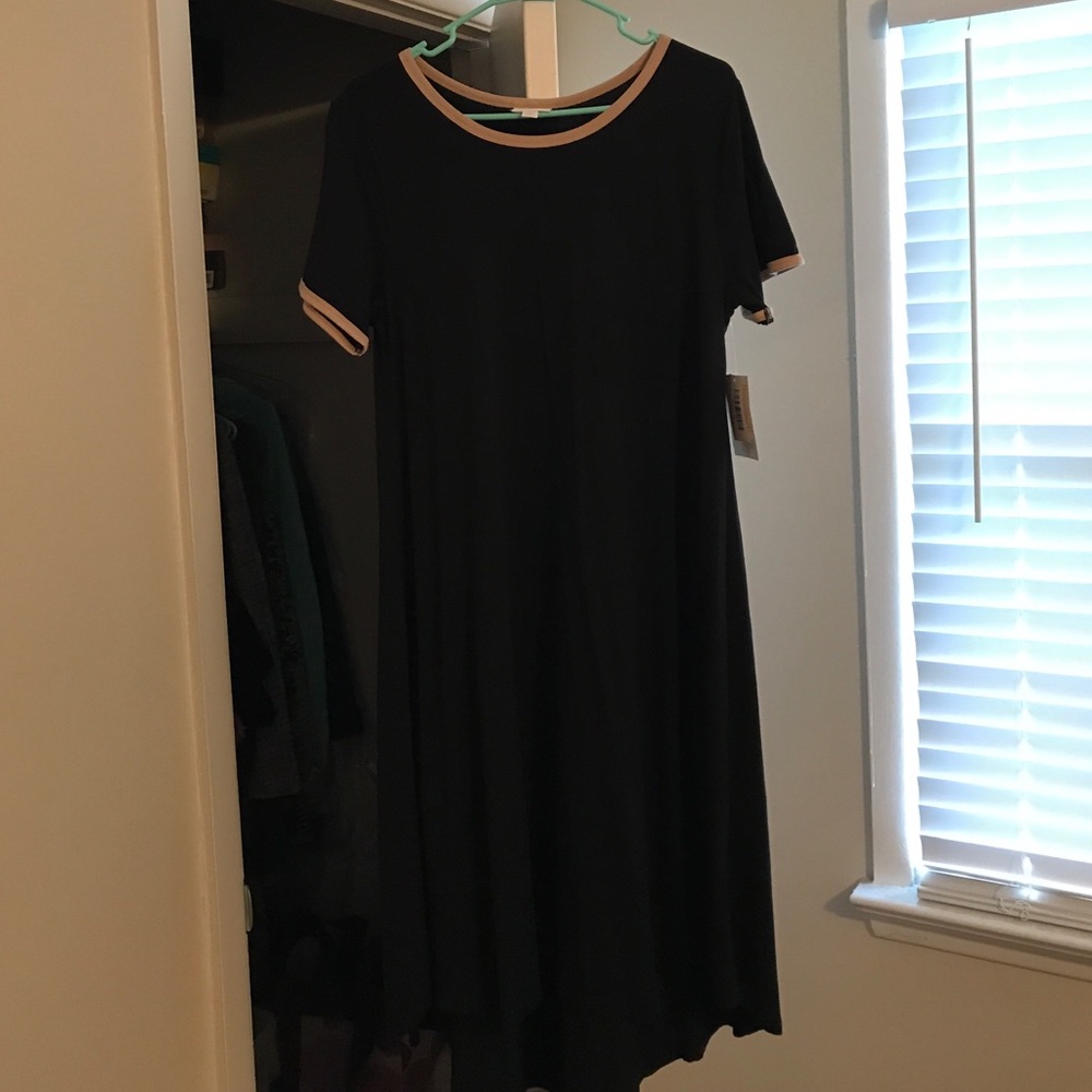 LLR Black Carly with tan piping.