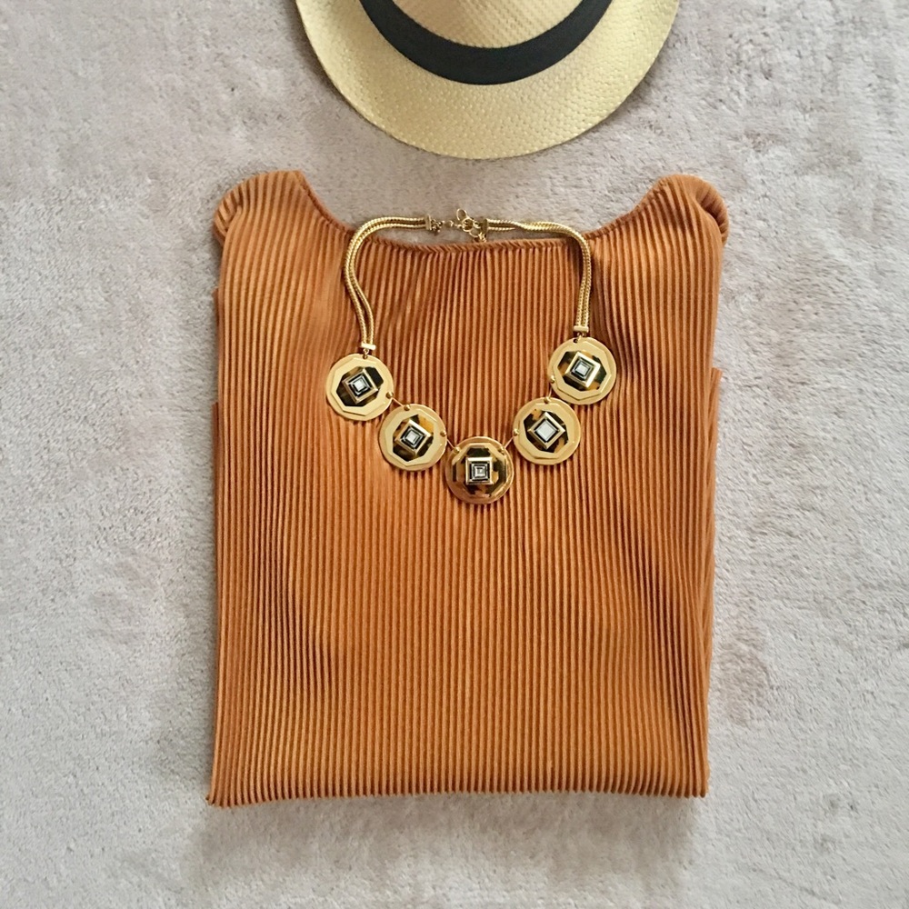 Zara Top 🦁 size M