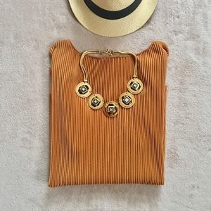 Zara Top 🦁 size M