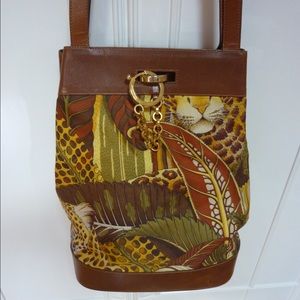 Ferragamo handbag with shoulder straps