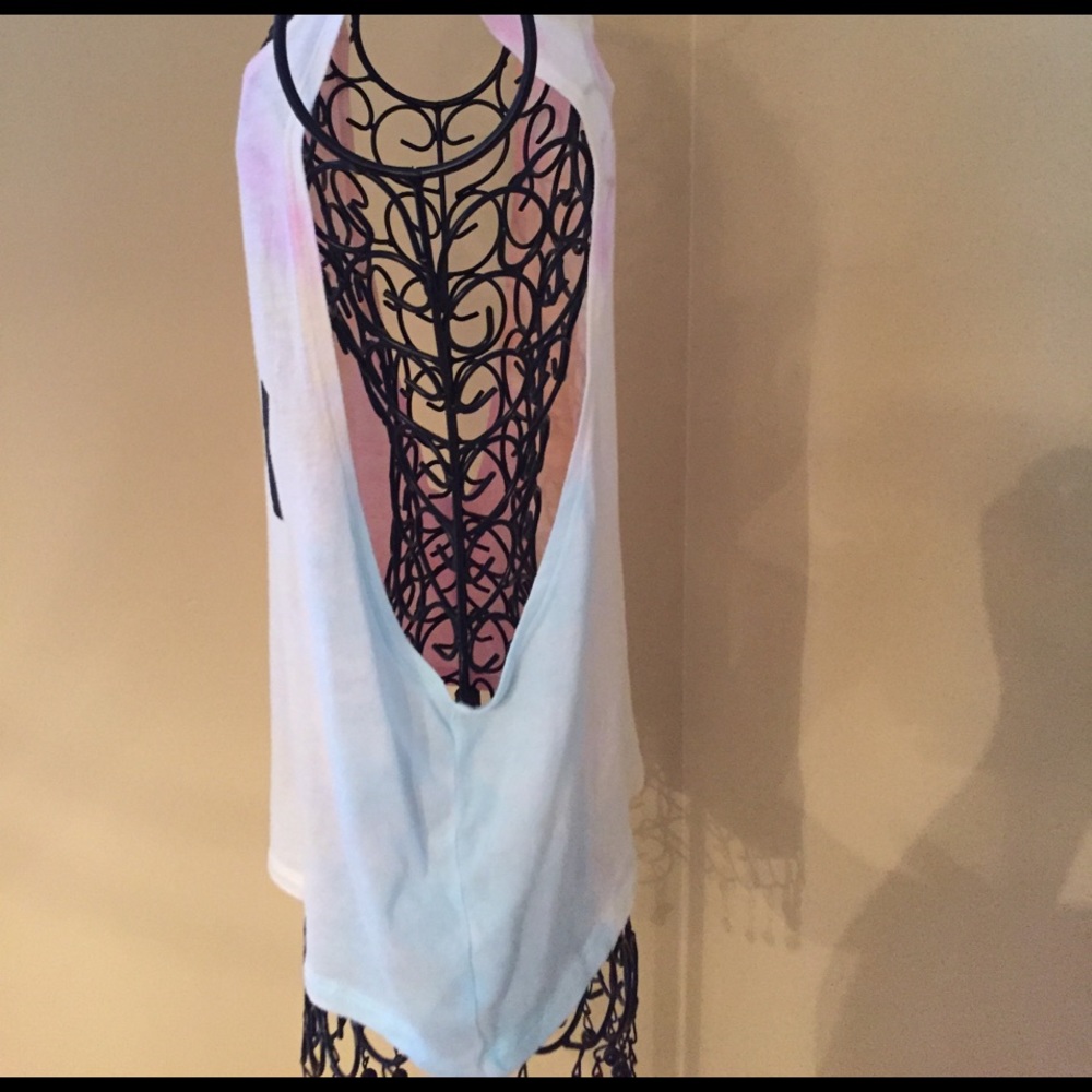 Pink tank! Excellent condition! - Picture 2 of 4