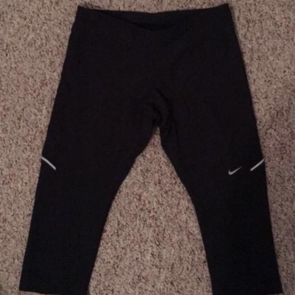 Nike dri-fit crop leggings - Picture 1 of 2