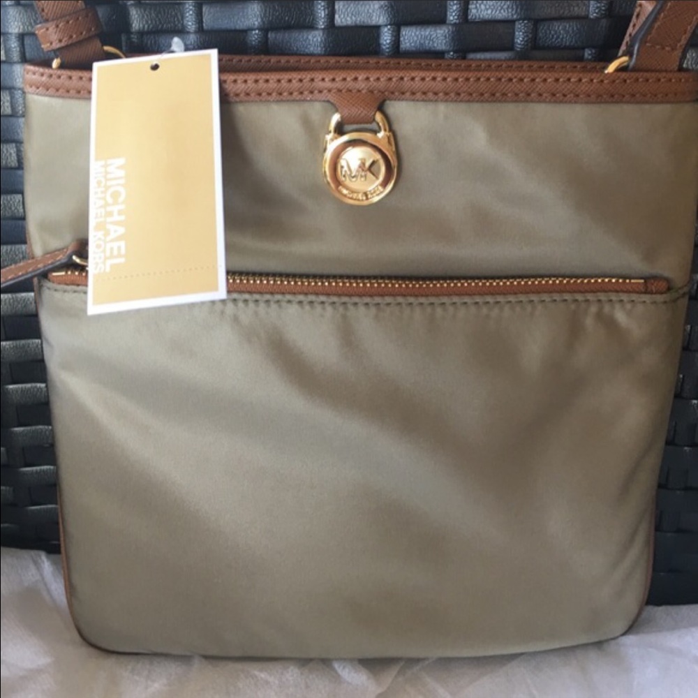 MICHAEL KORS CROSSBODY BAG