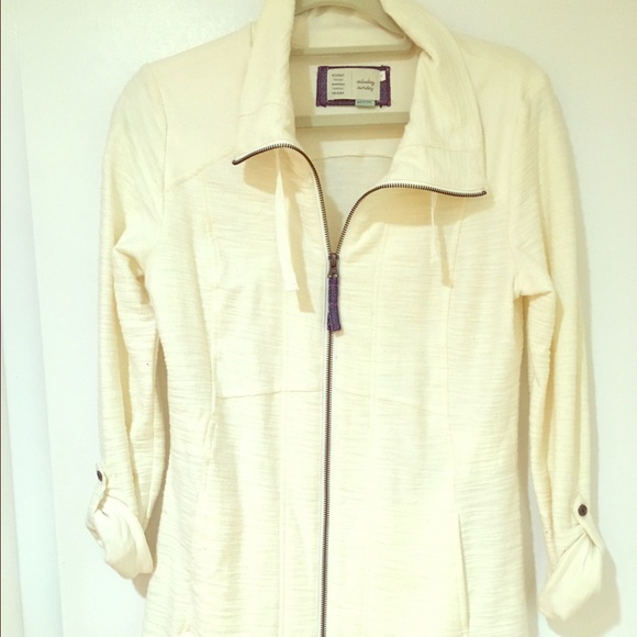 Anthropologie Sweaters - Anthropolgie off white zip up mid-length jacket