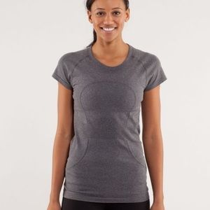 Lululemon Swiftly Tech Short Sleeve Crew neck.