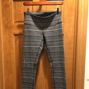 Lululemon Leggings - Size 6