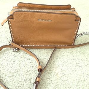 Michael Kors cross body bag !