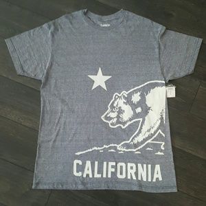 RUE21 MEN'S GRAPHIC TEE