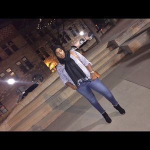 Meet your Posher, Hamde