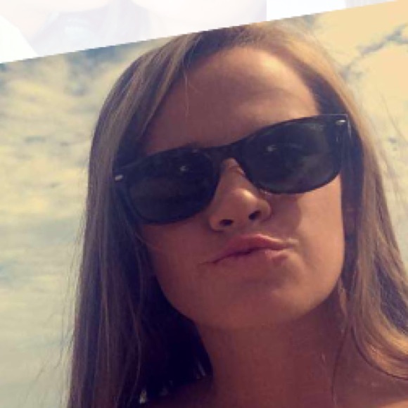 Raybans for sell!!! $25 - Picture 1 of 1