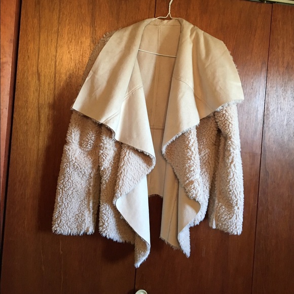 NWT Native Roots Jacket. - Picture 4 of 5