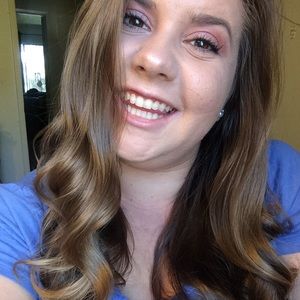 Meet your Posher, Correlle