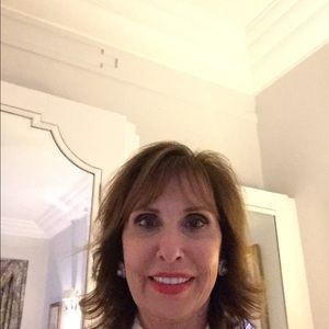 Meet your Posher, Sandy