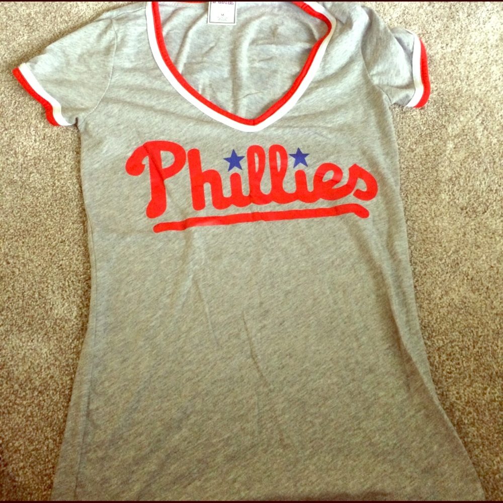 Victoria's Secret (Pink) Phillies tshirt