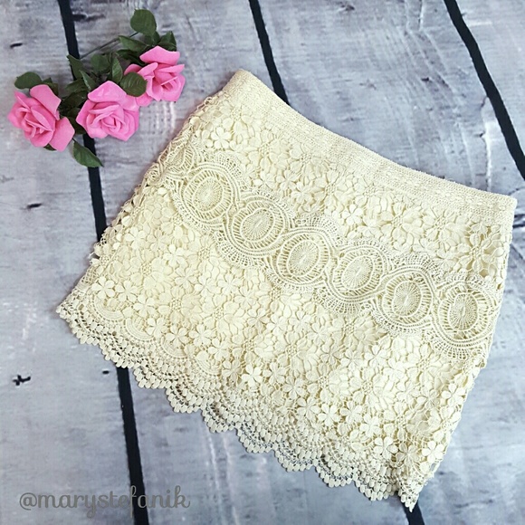 Free People Dresses & Skirts - !SALE! Free People Crochet Mini Skirt 8