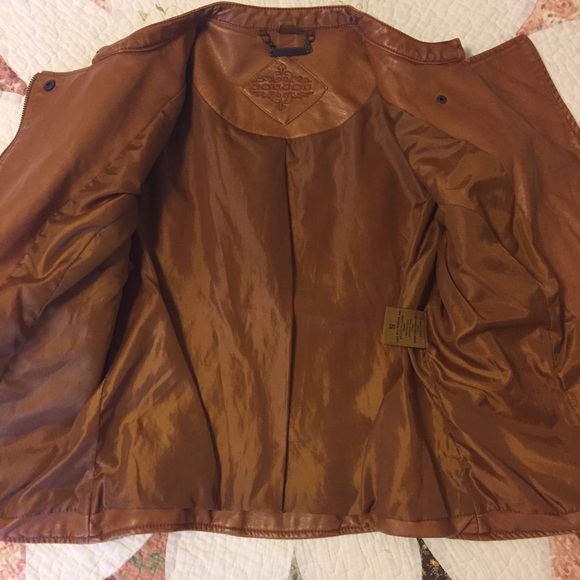 SOLD 3xHP ๐JouJou vegan leather jacket - Picture 4 of 5