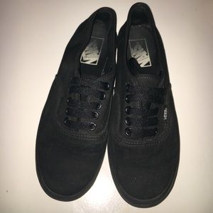Authentic Lo Pro black Vans