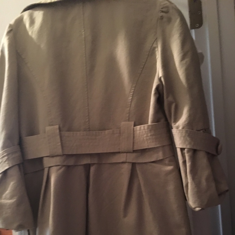 Neslay Jacket - Picture 5 of 7