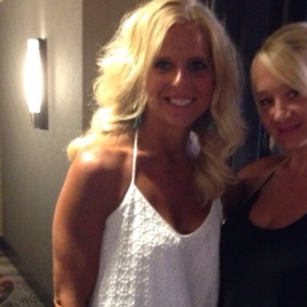 Meet your Posher, Brooke