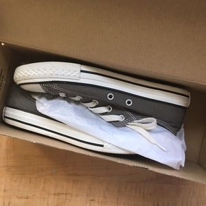 Converse Size Y3 or W5