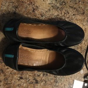 Matte black tieks