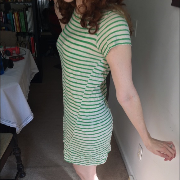 Green striped tee shirt dress - Picture 3 of 3