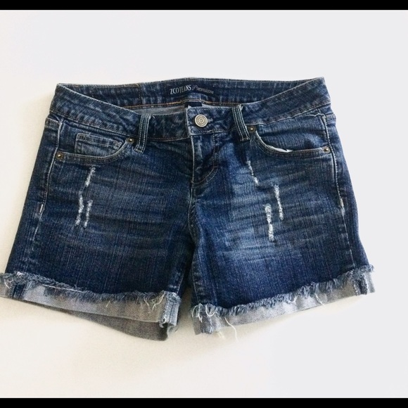 ZCO Pants - Adorable ZCO Jean Shorts!