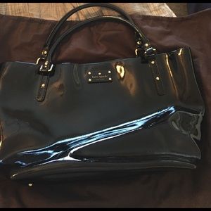 Kate spade patent leather shoulder bag