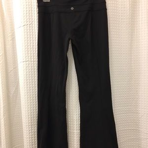 Lululemon yoga pants