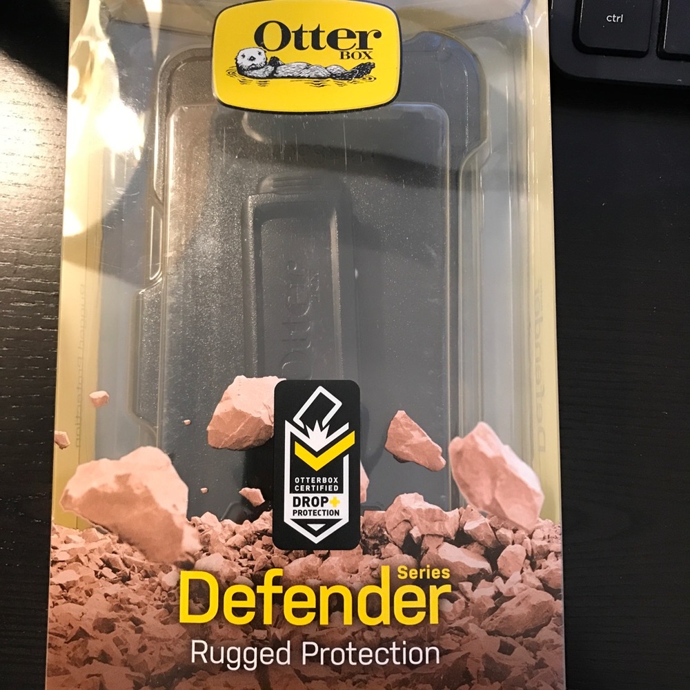 Otter Box Defender iPhone 6 Plus / 6s phone case