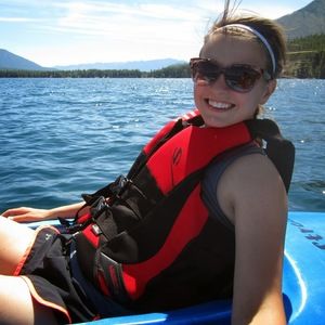 Meet your Posher, Alyson