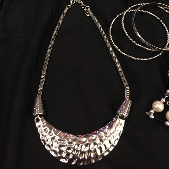 Costum Jewel Bundle 💁🏻 - Picture 2 of 4