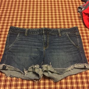 American Eagle Midi short 16