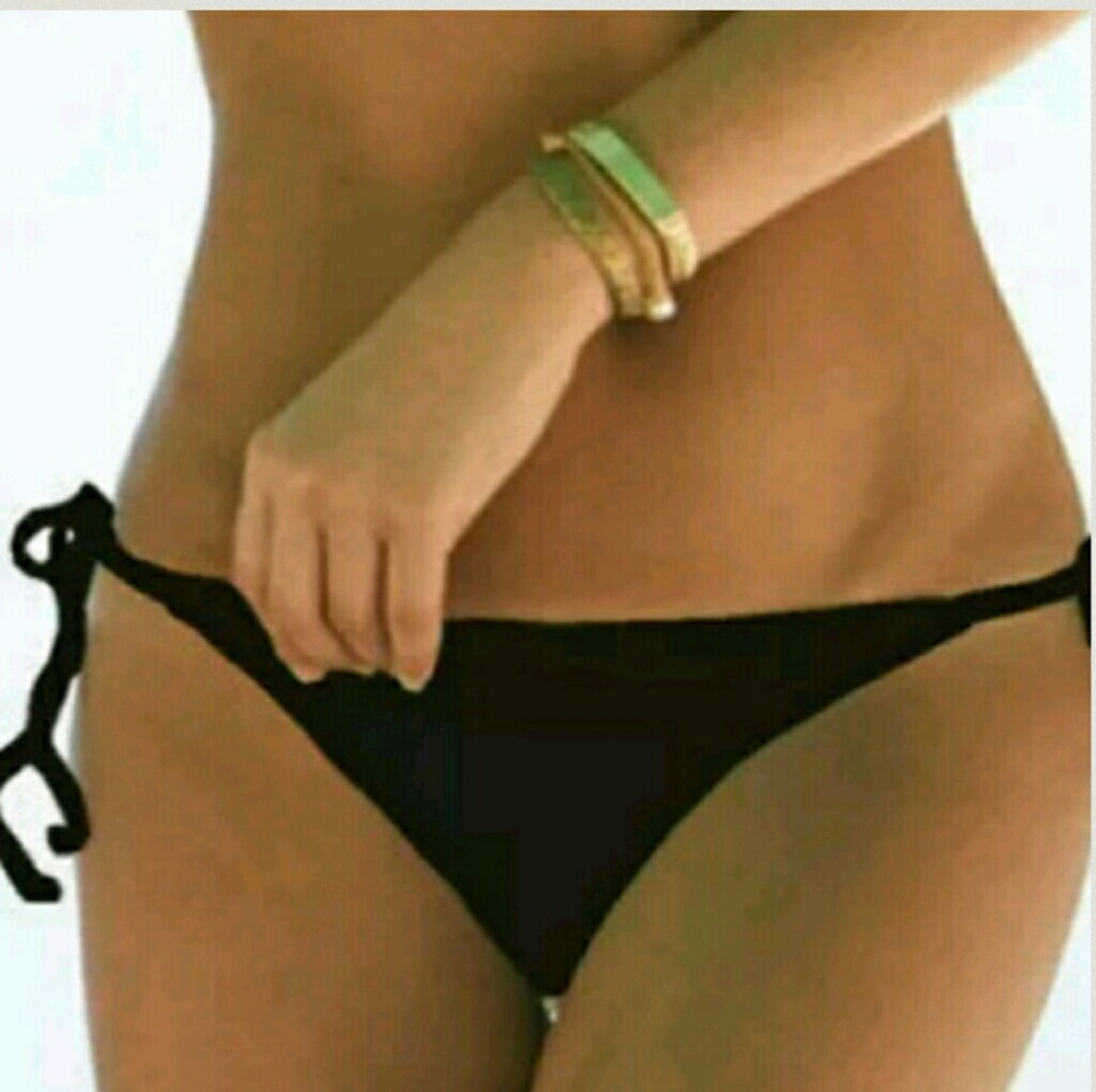 🔴Cheeky🔴 Bikini Bottom - Picture 2 of 3
