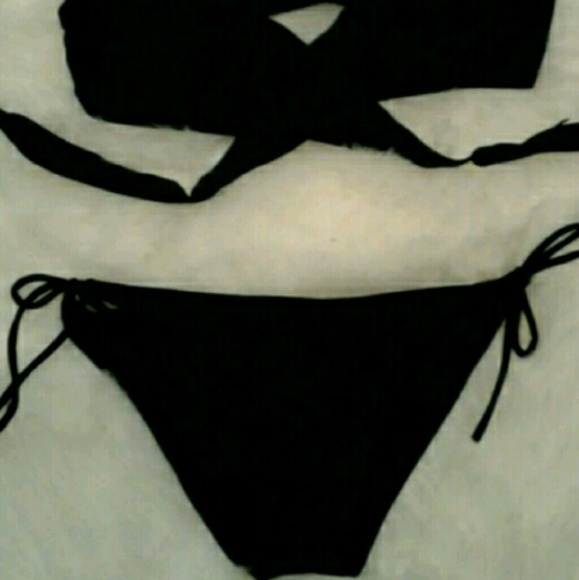 🔴Cheeky🔴 Bikini Bottom - Picture 3 of 3